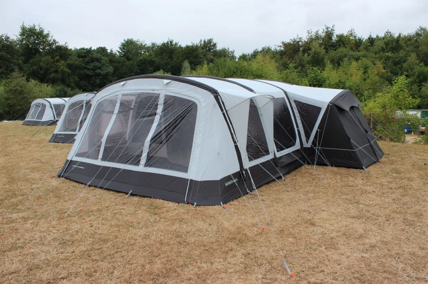 Outdoor Revolution Airedale 9DSE Tent With Footprint and Lounge Liner